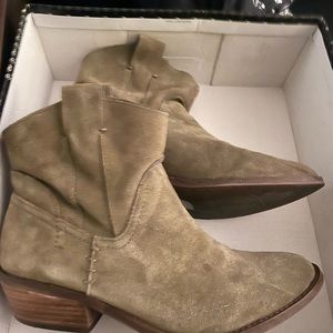 Dolce Vita moss suede slouch bootie